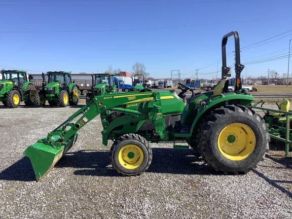 Image of John Deere 4044R equipment image 3