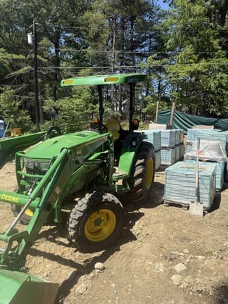 2022 John Deere 4044R Equipment Image0
