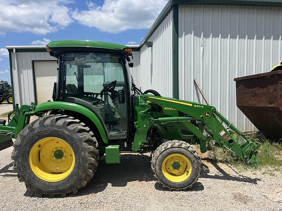Image of John Deere 4044R equipment image 1