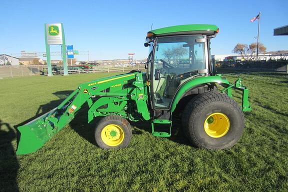 Image of John Deere 4044R equipment image 2