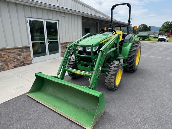 Image of John Deere 4052M equipment image 1