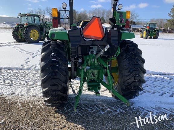 Image of John Deere 4052M equipment image 3