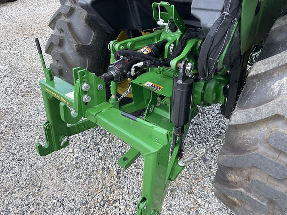 Image of John Deere 4052M equipment image 1