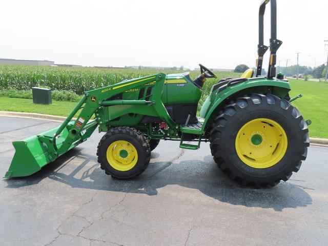 Image of John Deere 4052M equipment image 1