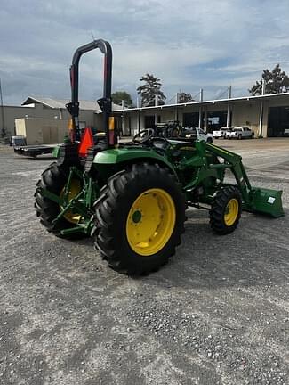 Image of John Deere 4052M equipment image 3