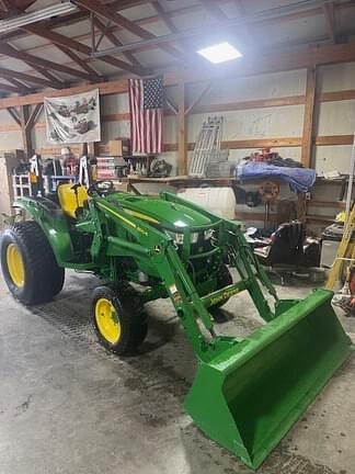 Image of John Deere 4052M equipment image 2