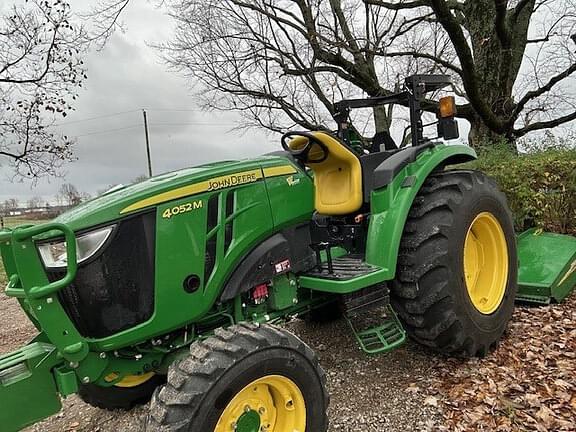 Image of John Deere 4052M equipment image 3