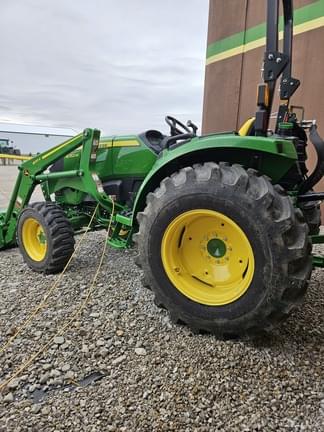 Image of John Deere 4052M equipment image 1