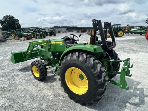 Image of John Deere 4052M equipment image 2