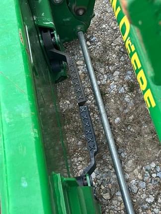 Image of John Deere 4052M equipment image 3