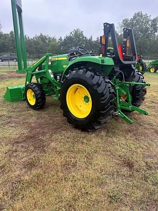 Image of John Deere 4052M equipment image 3