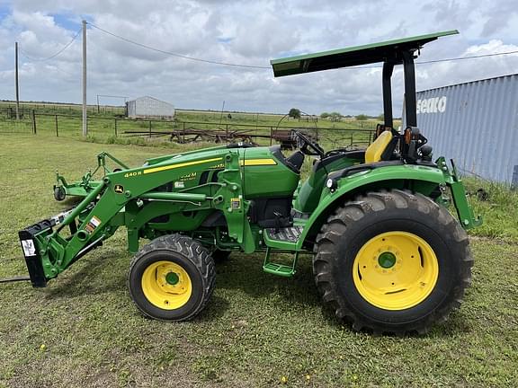 Image of John Deere 4052M equipment image 1