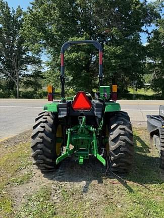 Image of John Deere 4052M equipment image 1