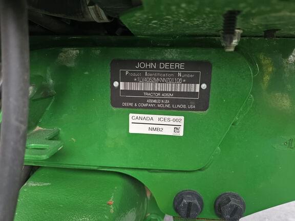 Image of John Deere 4052M equipment image 4