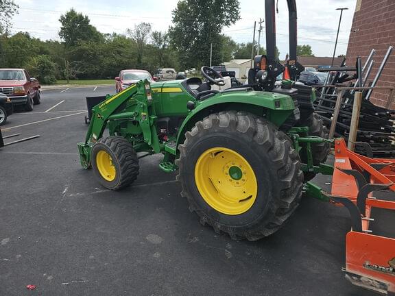 Image of John Deere 4052M equipment image 1