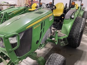 Main image John Deere 4052R