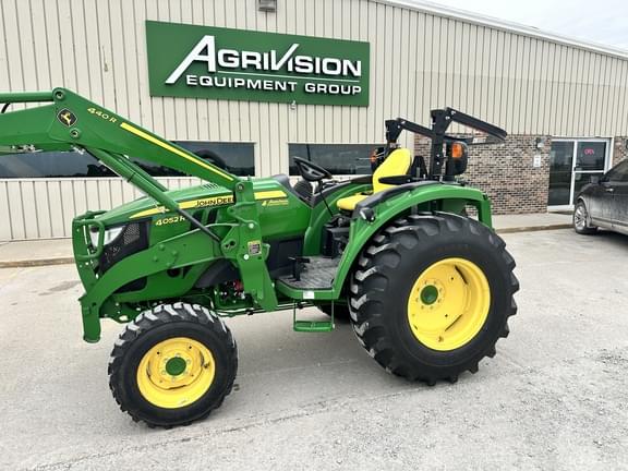 Image of John Deere 4052R Primary image