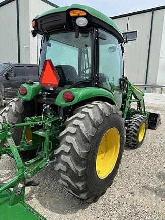 Image of John Deere 4052R equipment image 3