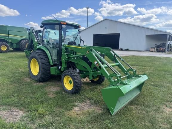 Image of John Deere 4052R equipment image 3