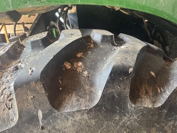 Image of John Deere 4052R equipment image 3