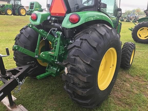 Image of John Deere 4052R equipment image 2