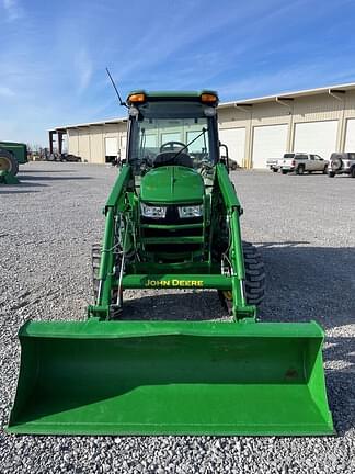 Image of John Deere 4052R equipment image 3