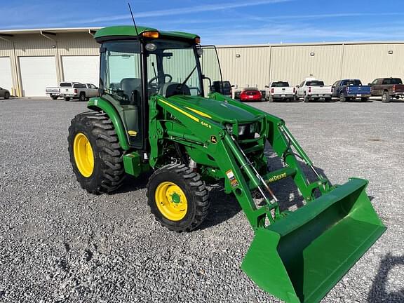 Image of John Deere 4052R equipment image 2