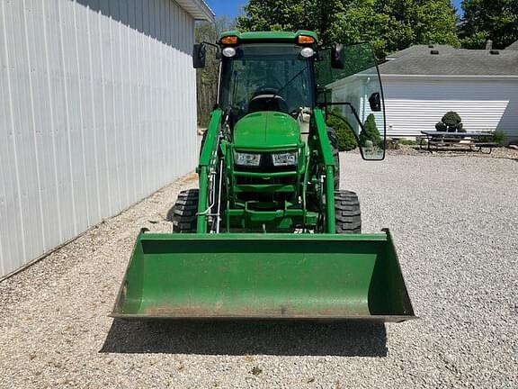 Image of John Deere 4052R equipment image 1
