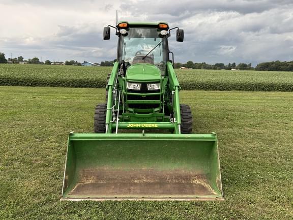 Image of John Deere 4052R equipment image 1
