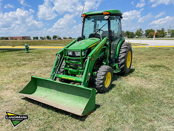 Image of John Deere 4052R Primary image