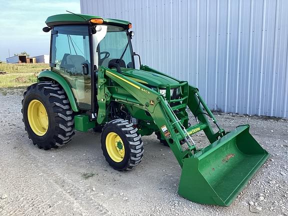 Image of John Deere 4052R equipment image 4
