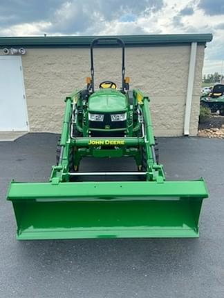 Image of John Deere 4066M equipment image 1