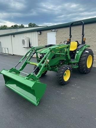 Image of John Deere 4066M equipment image 2