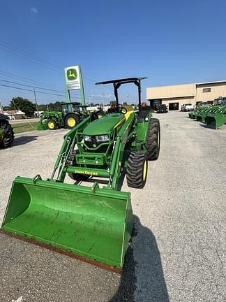 Image of John Deere 4066M equipment image 1