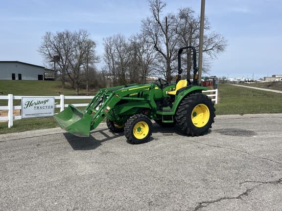 Image of John Deere 4066M equipment image 1