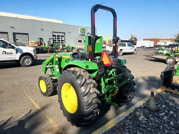 Image of John Deere 4066M equipment image 1