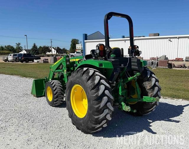 Image of John Deere 4066M equipment image 2
