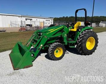 Main image John Deere 4066M
