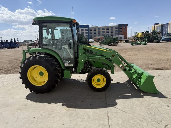 2022 John Deere 4066R Equipment Image0
