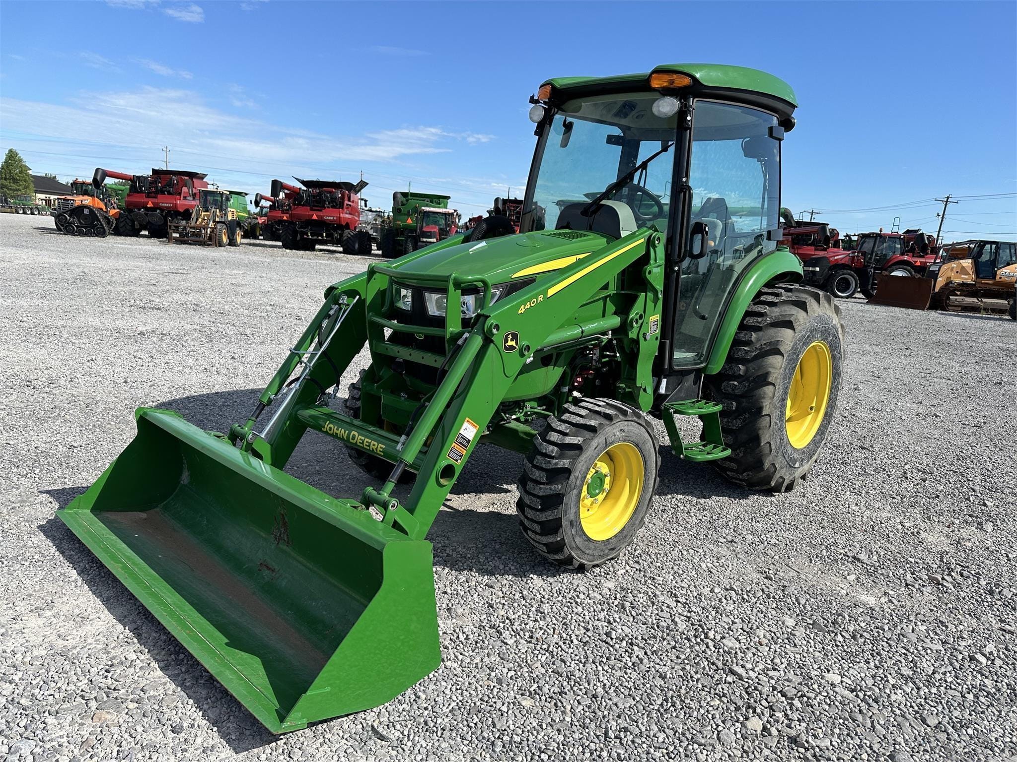 2022 John Deere 4066R Equipment Image0