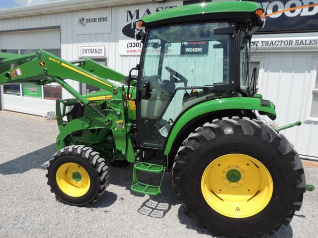 Image of John Deere 4066R equipment image 1