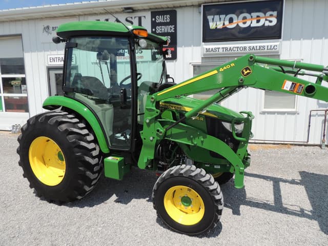 Image of John Deere 4066R equipment image 3