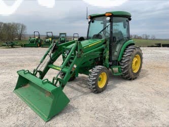 Image of John Deere 4066R equipment image 1