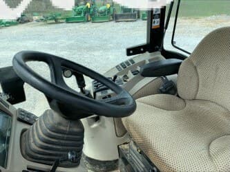 Image of John Deere 4066R equipment image 4