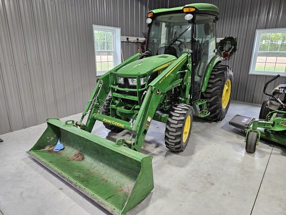 2022 John Deere 4066R Equipment Image0