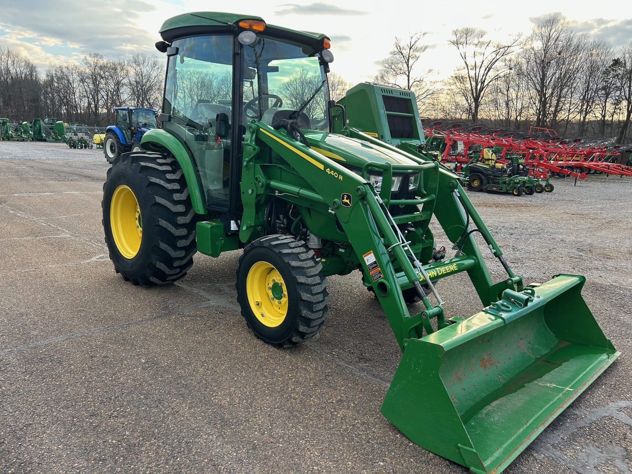 2022 John Deere 4066R Equipment Image0