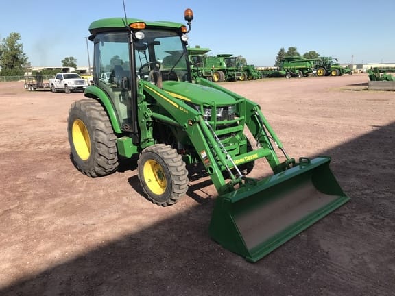 Main image John Deere 4066R