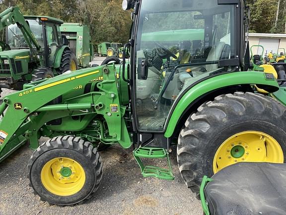 Image of John Deere 4066R equipment image 1