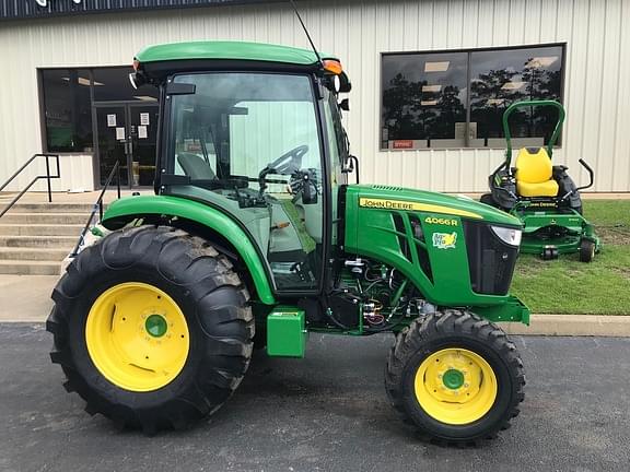 Image of John Deere 4066R equipment image 1