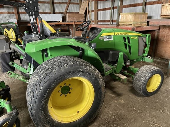Image of John Deere 4066R equipment image 1